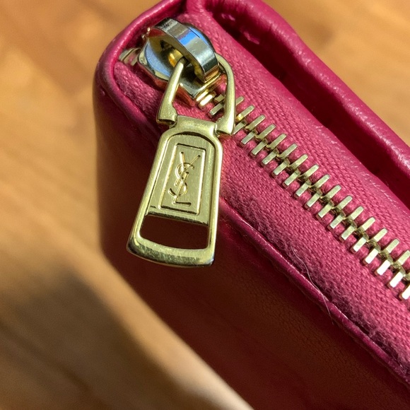 Authentic YSL Belle Du Jour Compact Wallet - Picture 11 of 15